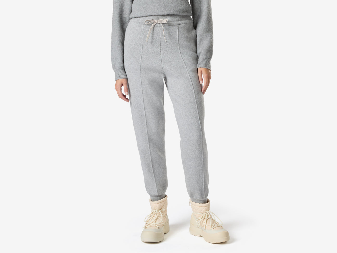 Aven Joggers