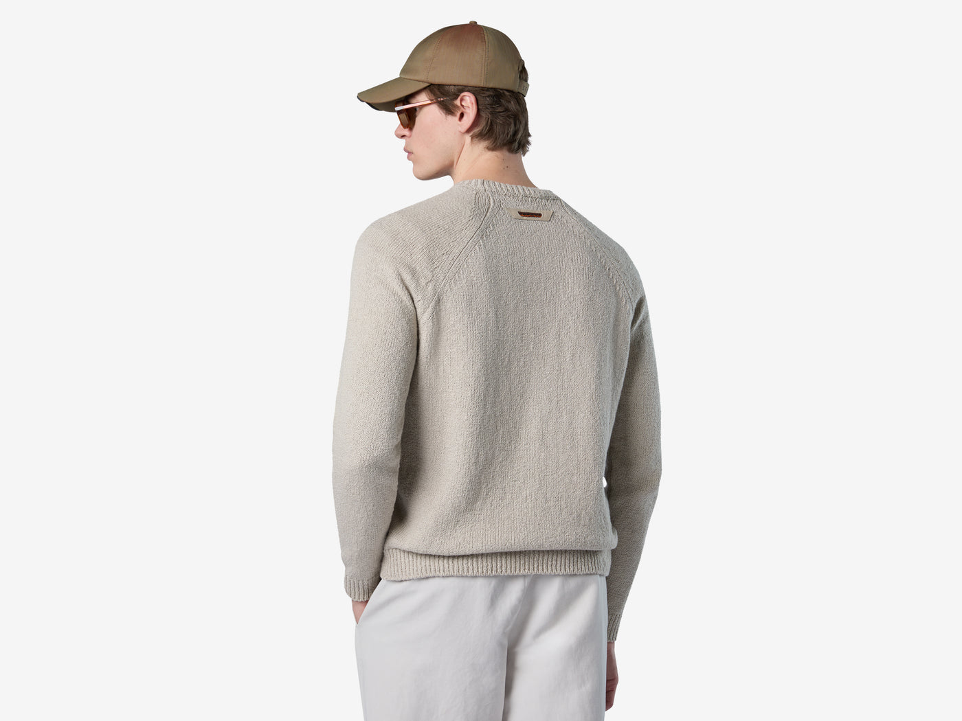 Round Neck Pocket